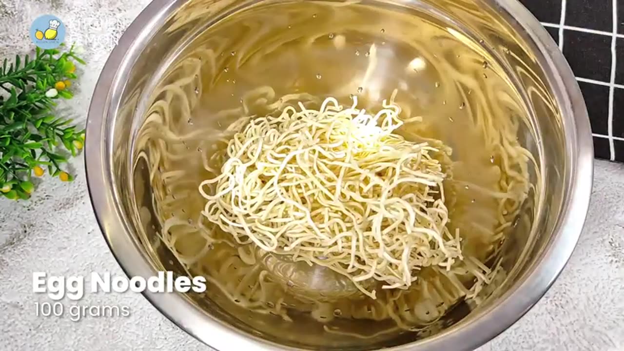 Homemade HongKong Style Fried Noodles Recipe | Easy No Cook Sauce! Cravings Satisfied!