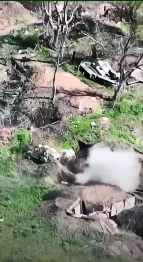 Drone-kamikaze flew in with delivery to visit the occupiers