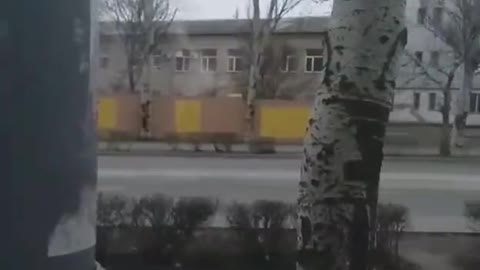 Russian forces shooting at Ukrainian positions in Melitopol