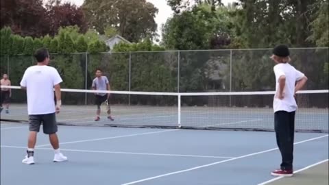 Tennis man gets angry (Screams at me!)