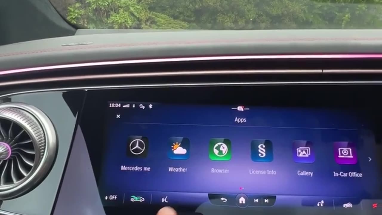 This_Mercedes_Has_A_56_Inch_Screen#Mercedes