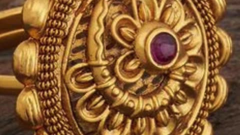 Exquisite Gold Ring Jewelry at Heritage Jewellers 💍