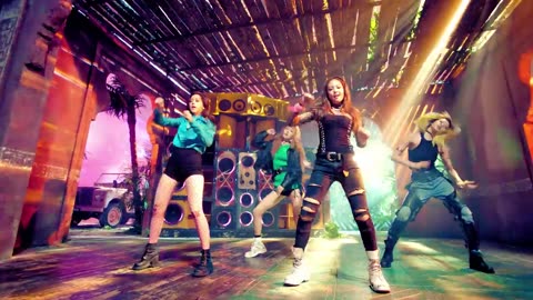 BLACKPINK - '붐바야 (BOOMBAYAH)' M_V