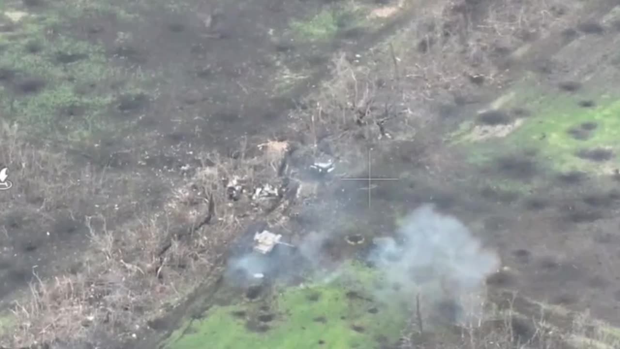 Powerful footage: Our tank broke into enemy positions and terrified the AFU