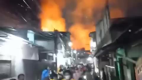 At least 10 people killed, several others injured in oil depot fire in North Jakarta, Indonesia.