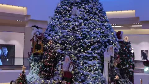Christmas is coming (#shopping at #southcoastplaza #Socal)