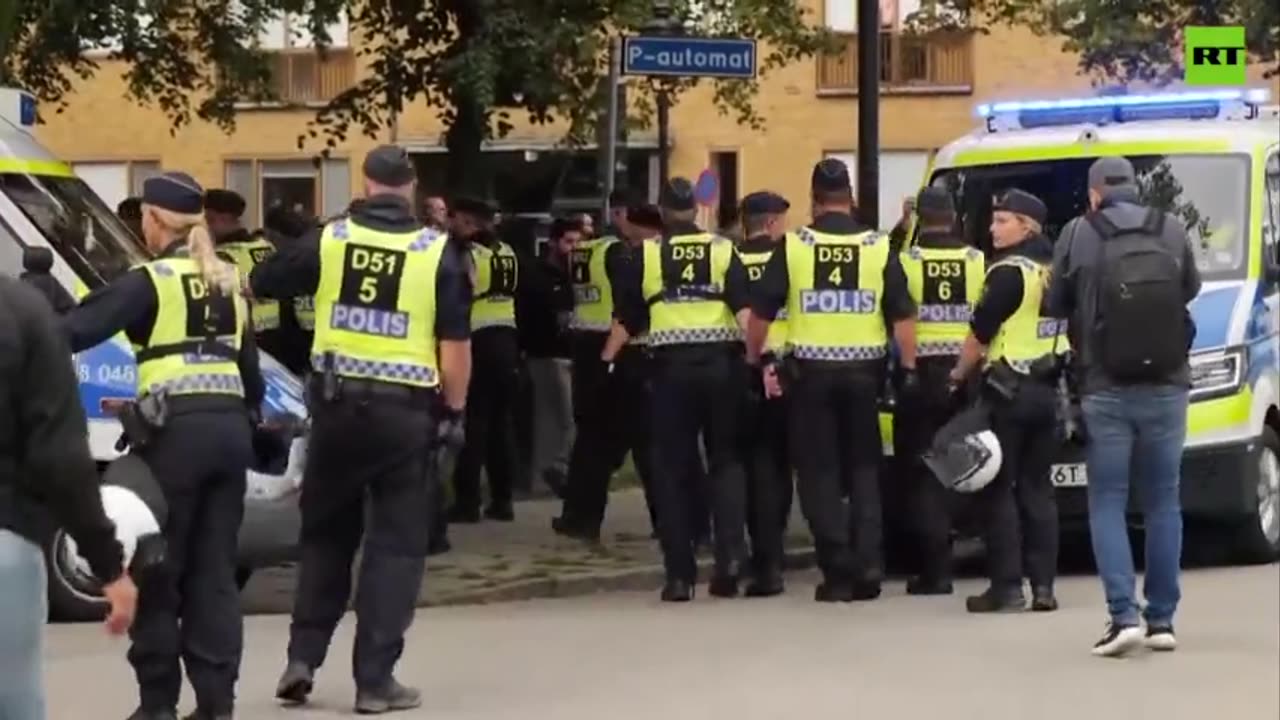 Violence breaks out at Sweden Quran burning