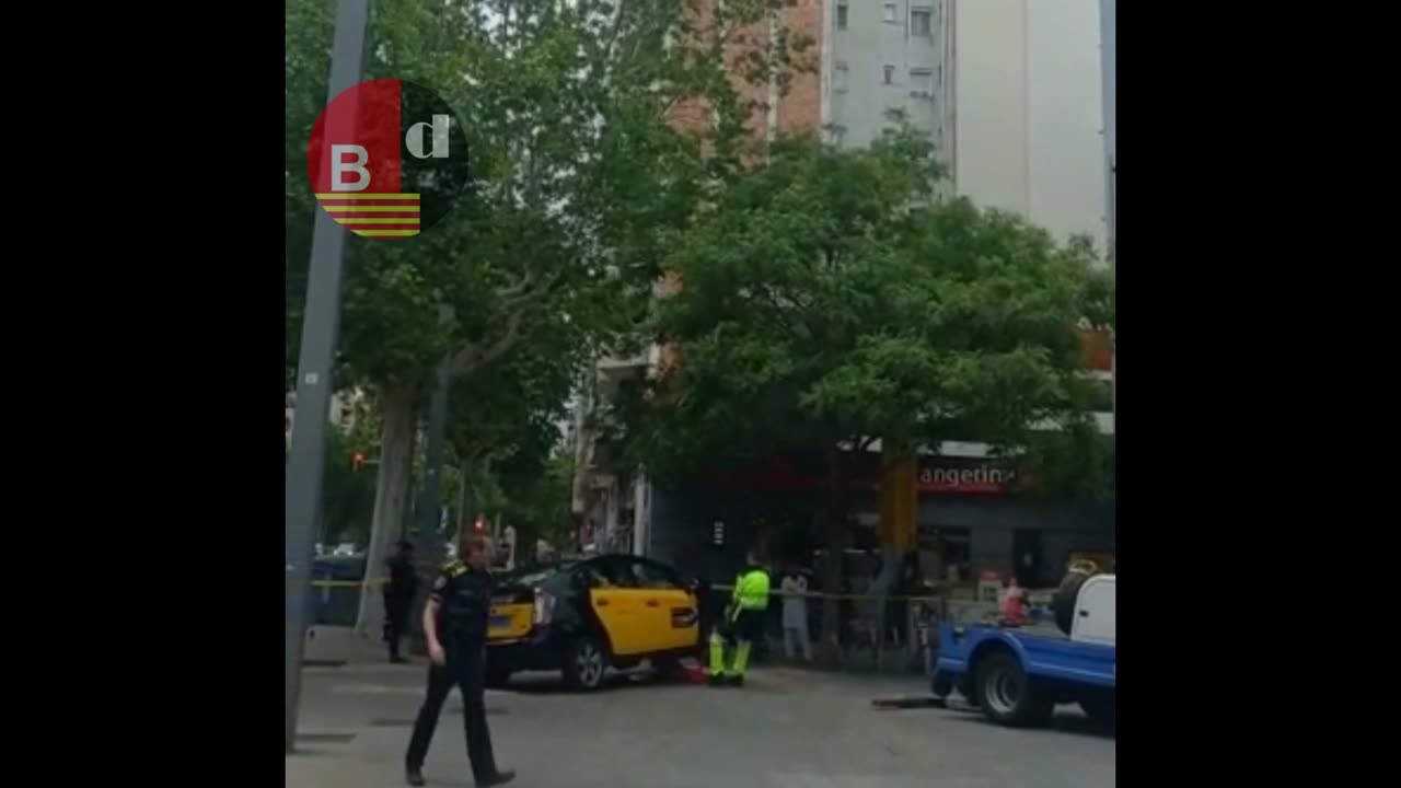 Accidente de un taxista en la Avenida del Paralelo