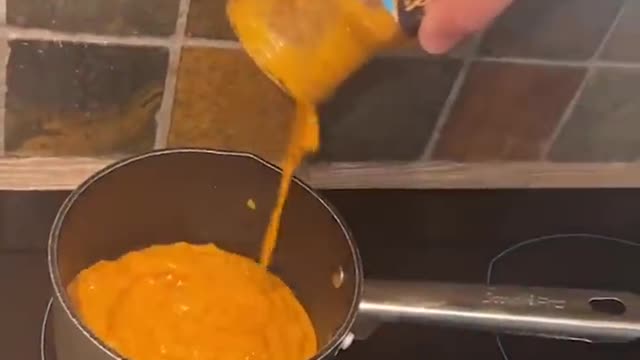 WOW FISH FINGER CURRY VIDEO JUST WENT VIRAL-MUST SEE