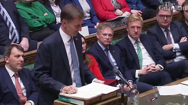 Jeremy Hunt announces tax increases in autumn statement