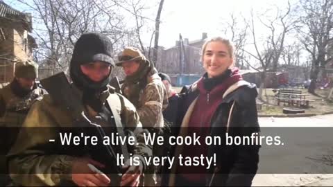 Mariupol residents welcomed Russian and DPR troops