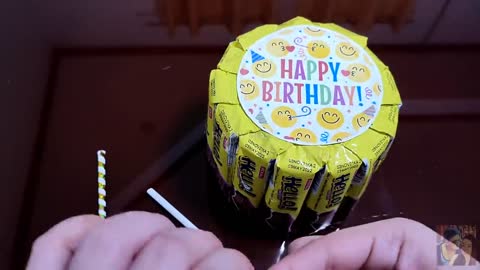 DIY CANDY CAKE IN A CUTE SIZE