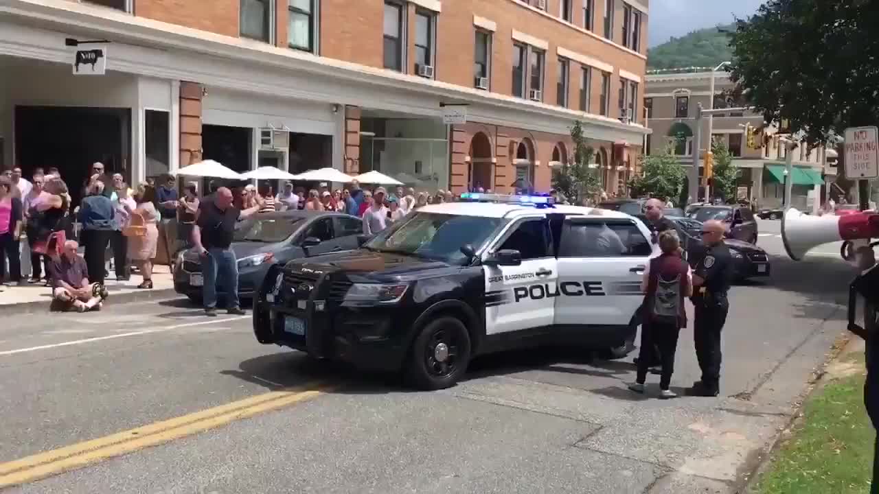 Elizabeth Warren Challenger Attacked During Protest — Hauled Away To Jail