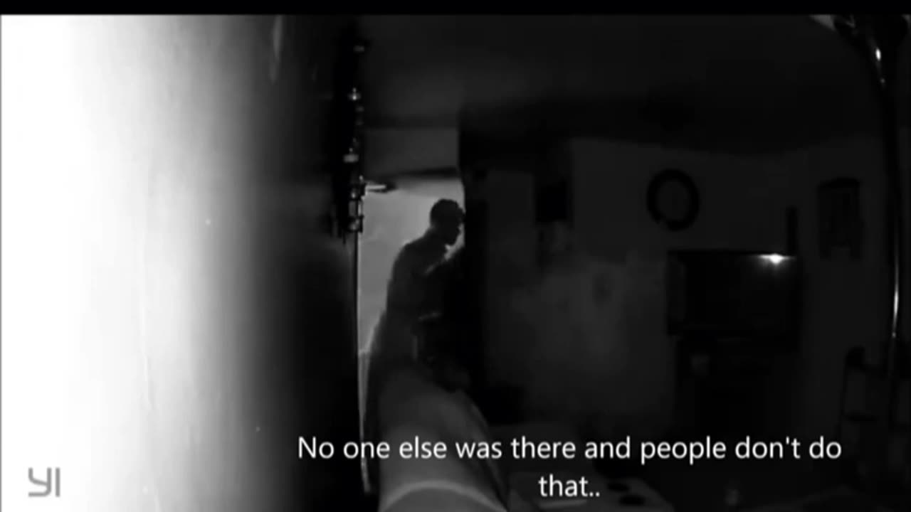 See Through Ghost Opens House Door (Must See)_HD