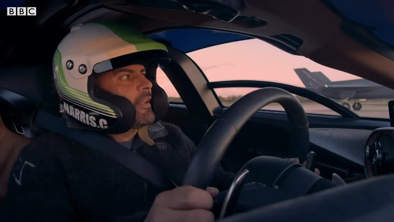 FULL FILM: McLaren Speedtail vs F35 Fighter Jet |
