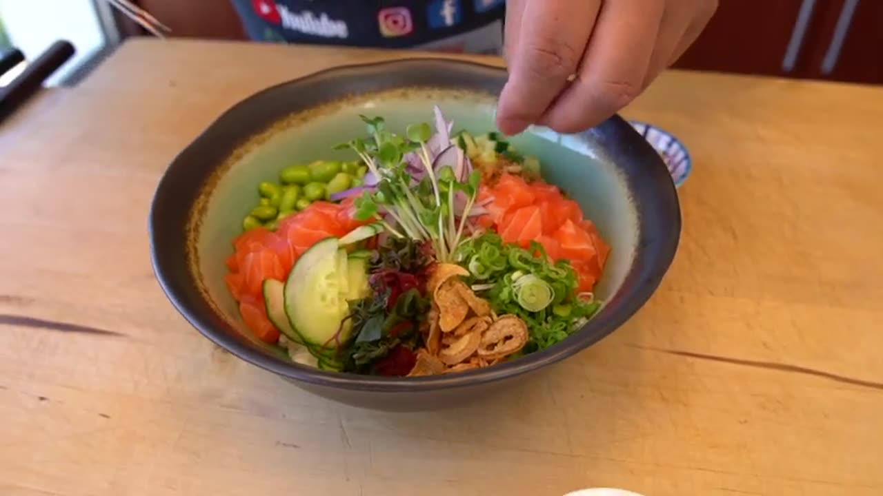 Salmon Poke Bowl