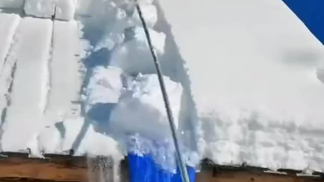 Snow removal tool