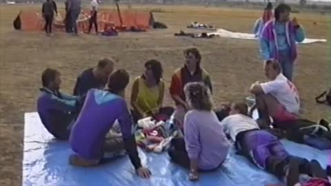 Skydiving cameraman 1991