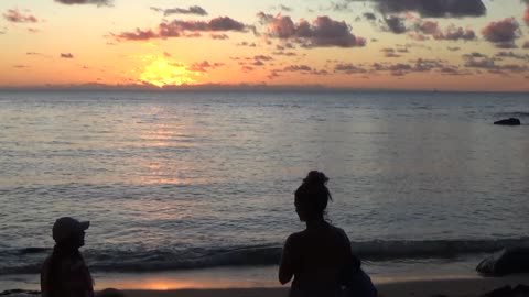 Hale'iwa, HI — Laniakea Beach - Sunset