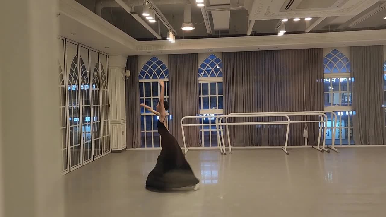 μ΅λΌμ¨γππ»γμ¨γνκ΅λ¬΄μ©
