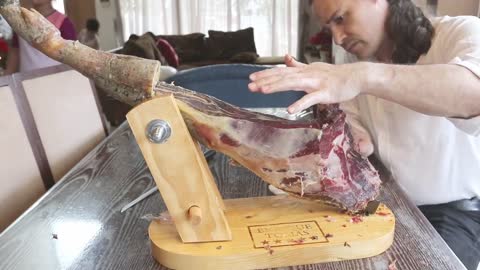 Carving Jamon Iberico