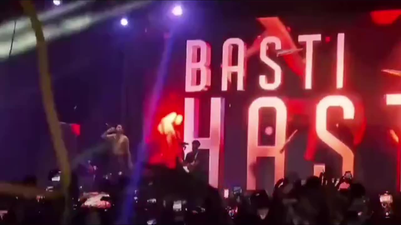 mc stan indian rapper basti ka hasti live concert