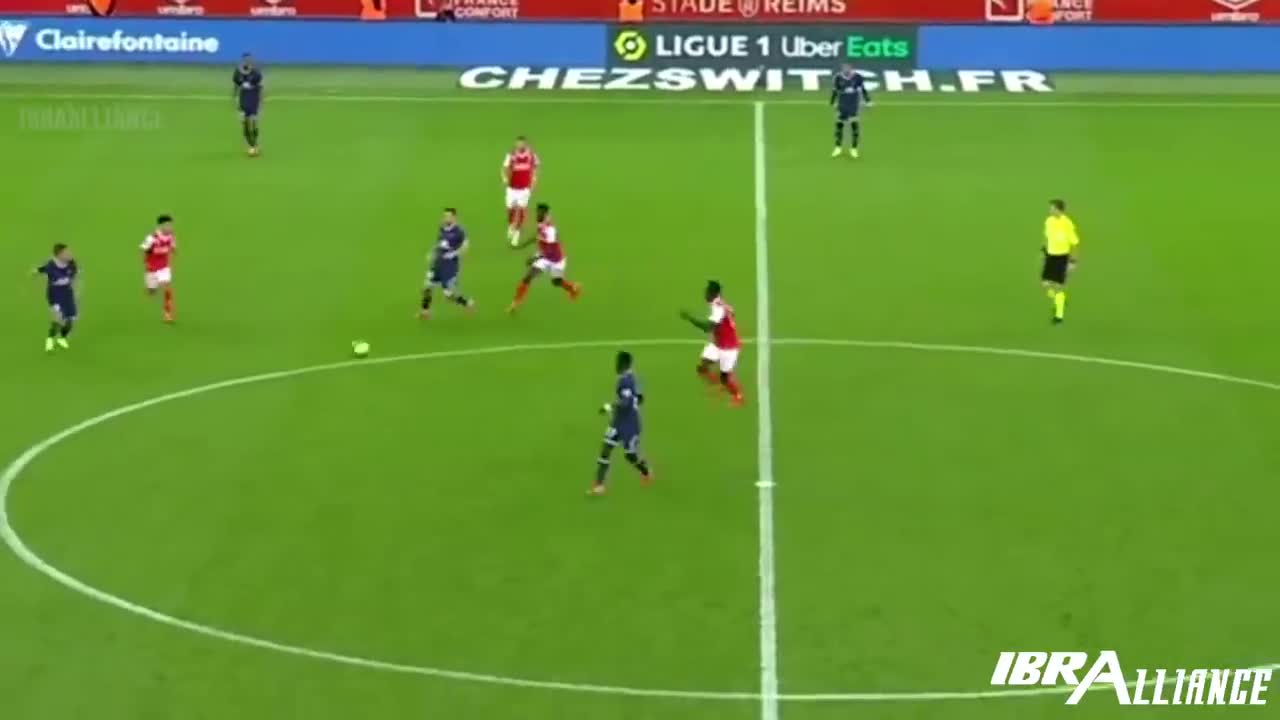 Look what Lionel Messi Did in His Debut For PSG is Amazing. ( Messi vs Reims