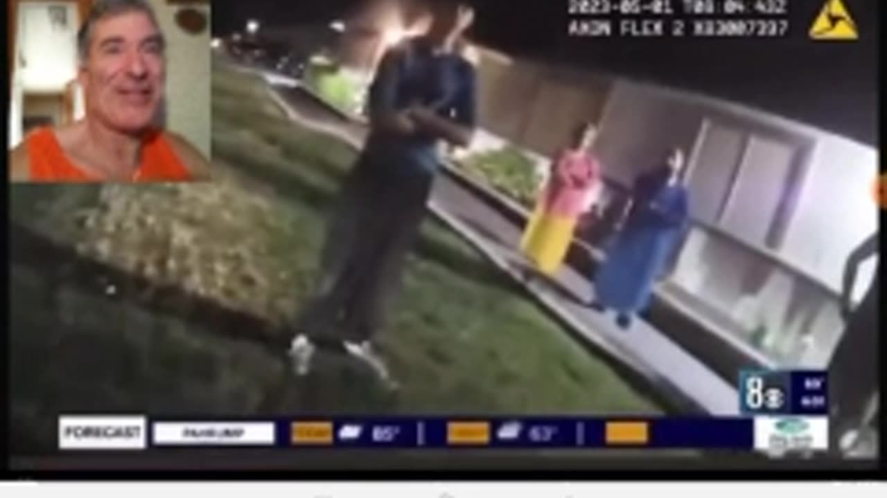 LAS VEGAS COPS CAM CAPTURES "CRASHING UFO" AS LOCALS 911 8-10 FT ALIENS IN THEIR BACKYARD