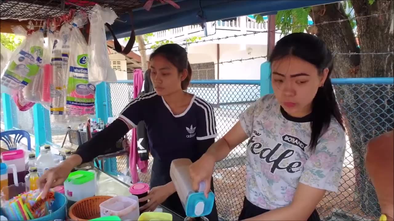 Episode 31 - Thailand Street Foods