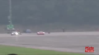 Ferrari LaFerrari Vs Bugatti Veyron Drag Race - Supercar Racing