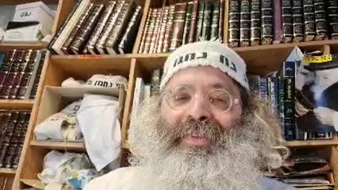 יוסף שקידש שם שמים בסתר הוסיפו עליו אות אחת משמו של הקב"ה יהודה שקידש שם - שיר נ נח מסכת סוטה דף לו