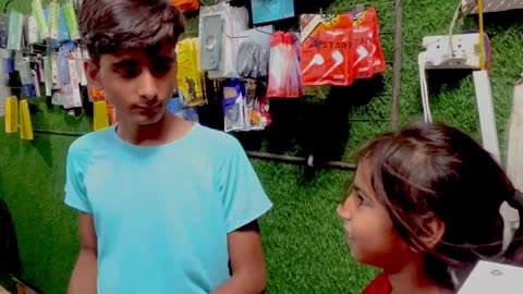 Shop owner aagya