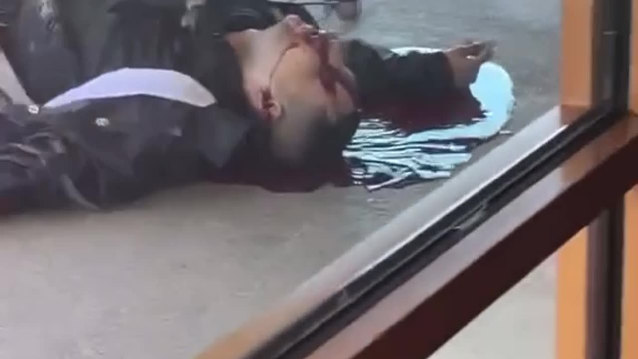 Warning ⛔️ very graphic- this is the dead pos shooter at Texas Mall