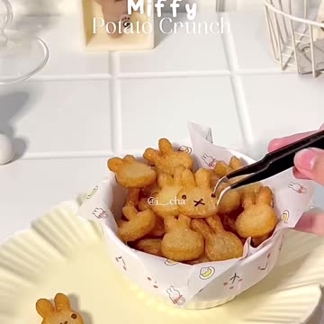 "Crispy Delights: Unveiling the Irresistible Miffy Potato Crunch"