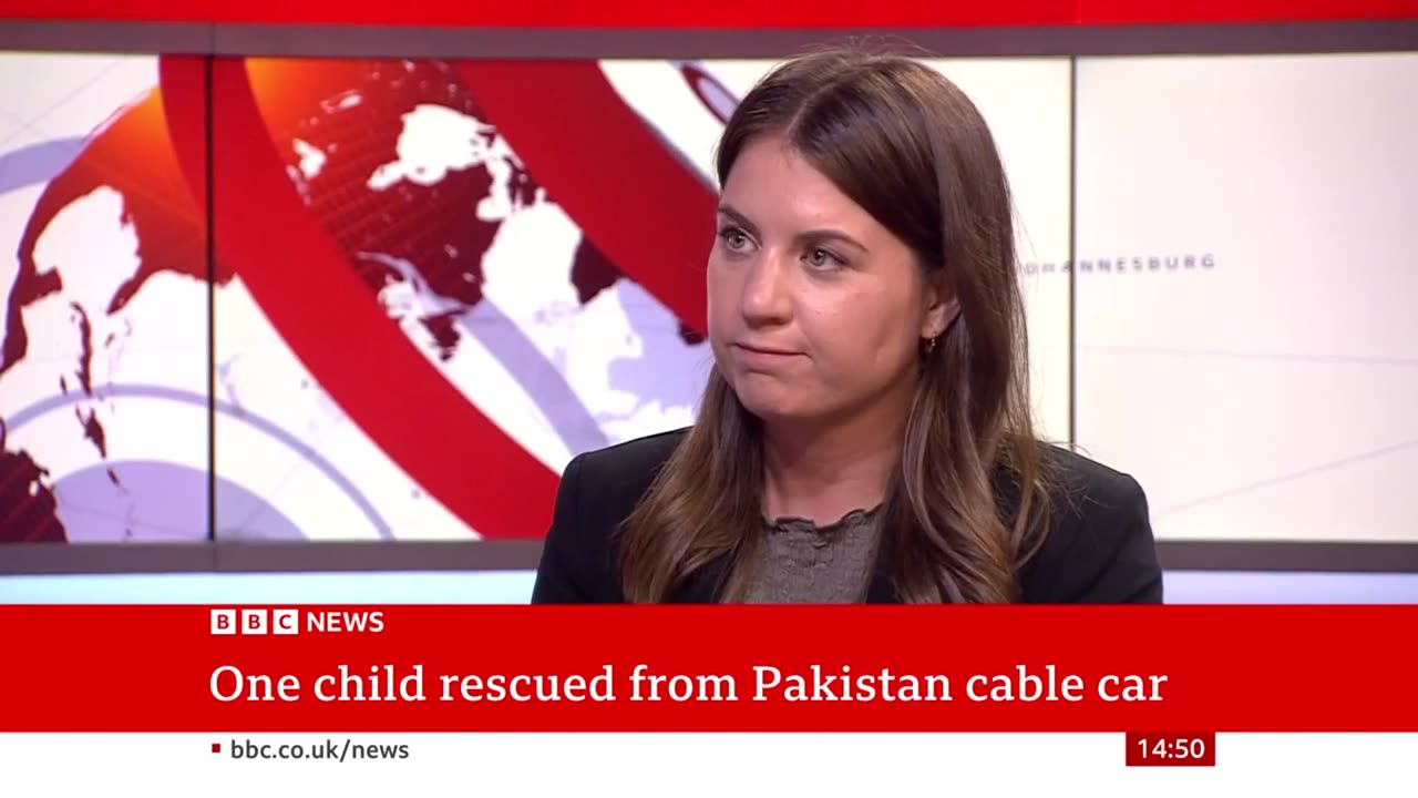 Two children saved in Pakistan cable car rescue operation - BBC News