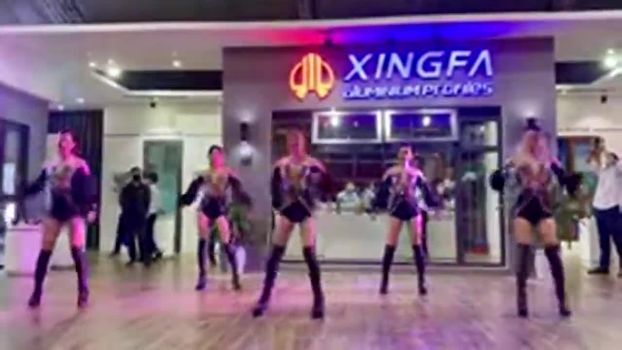 Handclap _ Vũ đoàn Stella