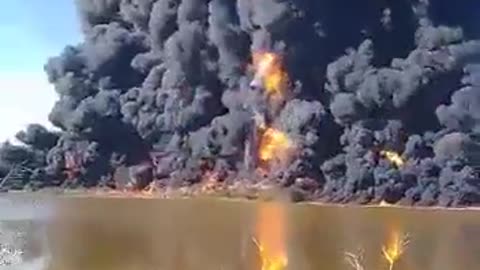 Mexican Oil Facility on fire #1