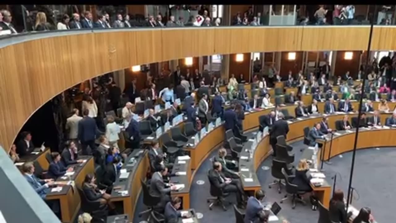 AUSTRIAN PARLIAMENT MEMBERS LEAVE ZELENSKYY SPEECH