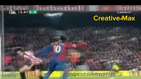 Ronaldinho Awesome 😎 Football ⚽ Skills