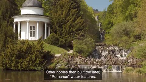 Maybe rich people should build weird fountains again
