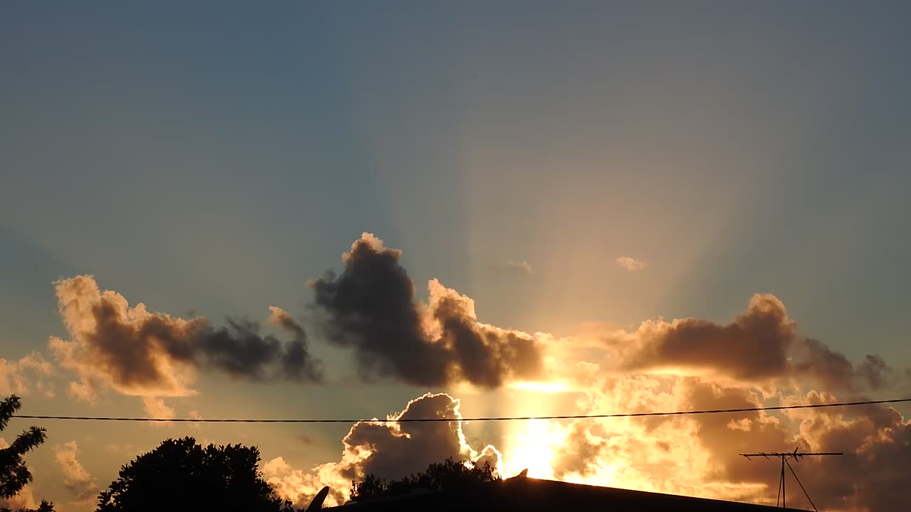 Crepuscular Rays Queensland Australia