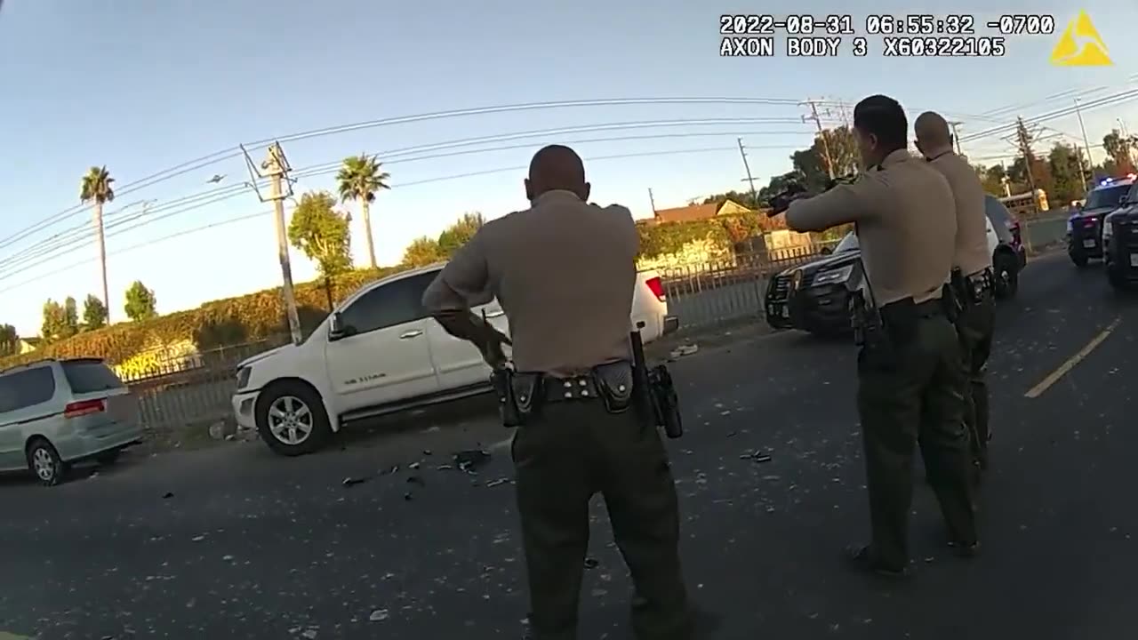 LA cops fatally shoot man as he charges toward them with a sword.