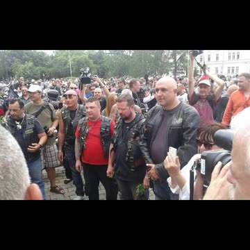 НОВИЯТ КОПЕЙКИН ПОСРЕЩА НОЩНИТЕ ВЪЛЦИ