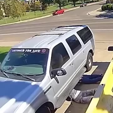 Family confronts catalytic converter thieves with paintball guns