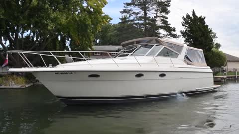 1998 Tiara 3500 Express