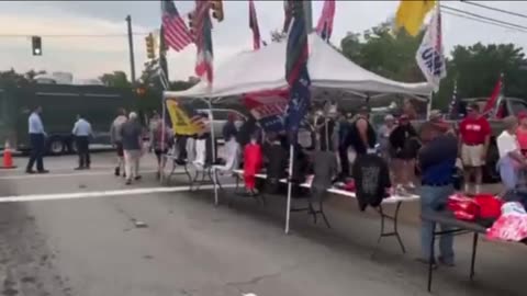 South Carolina already has a huge line to see President Trump!