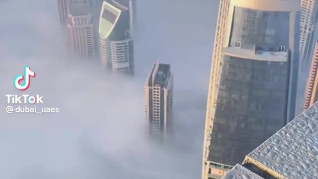The city above the clouds ☁😍#Dubai