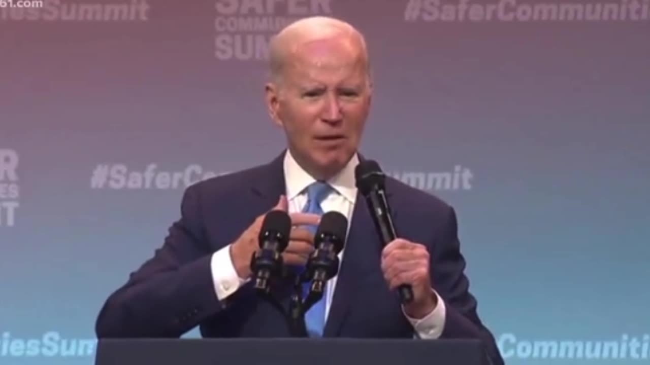 Biden is an absolute embarrassment 🤦♂️