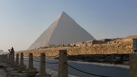 video footage-of-the-great-pyramid-of-egypt