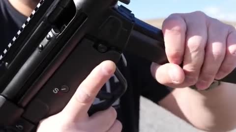 How to use an MP5 in under 60 seconds